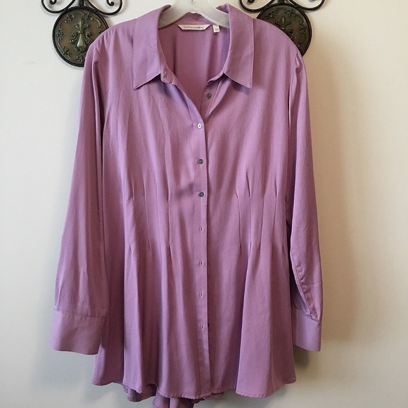 Soft Surroundings lilac-colored tunic - Picture 2 of 5